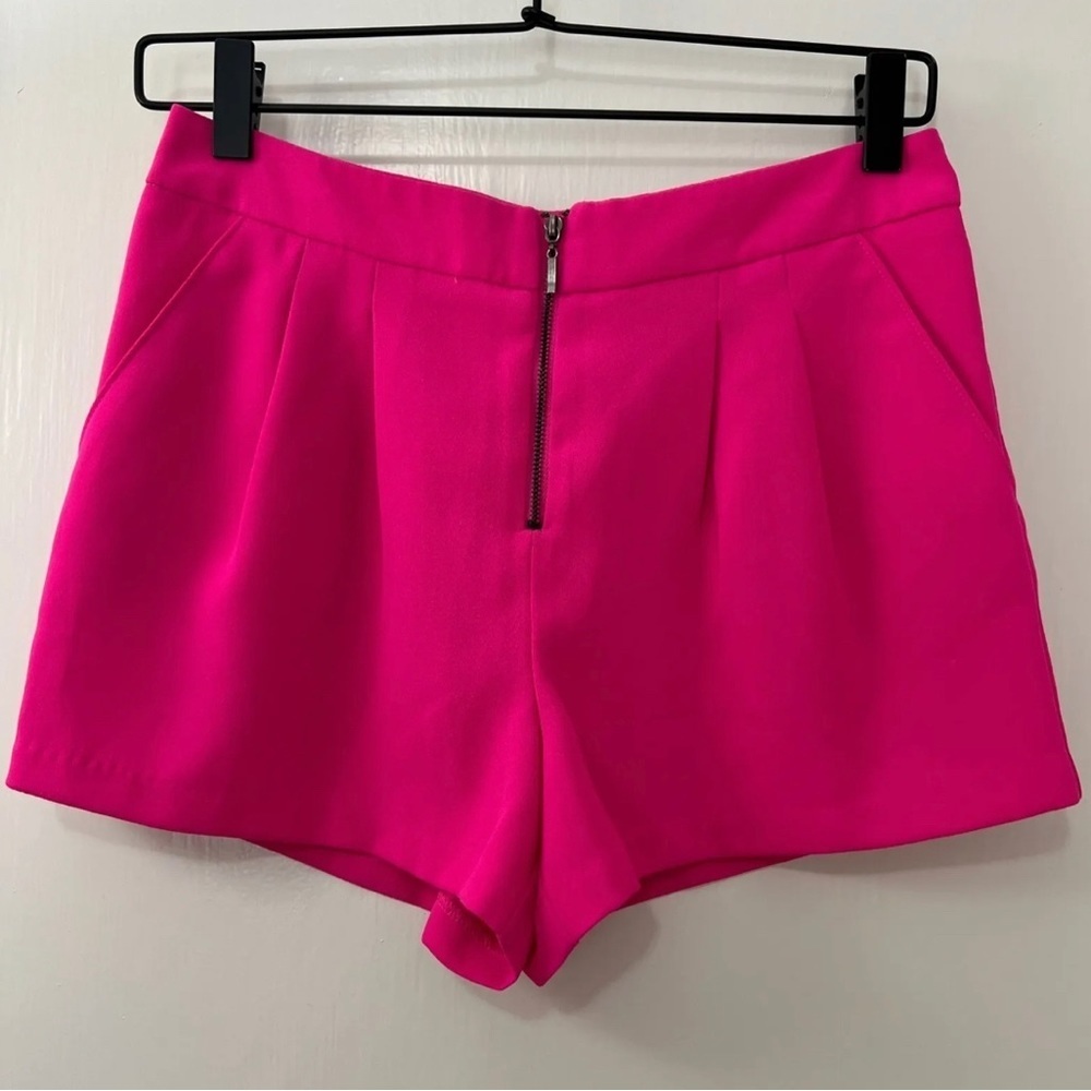 Forever 21 Hot BARBIE Pink Pleated High Waist Shorts Pockets - Women's XS - Picture 1 of 7